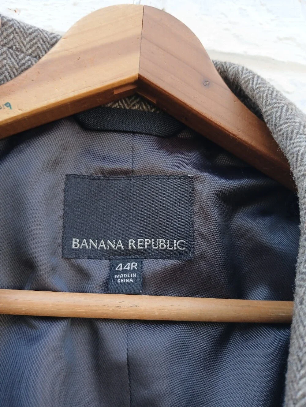 Banana Republic very good